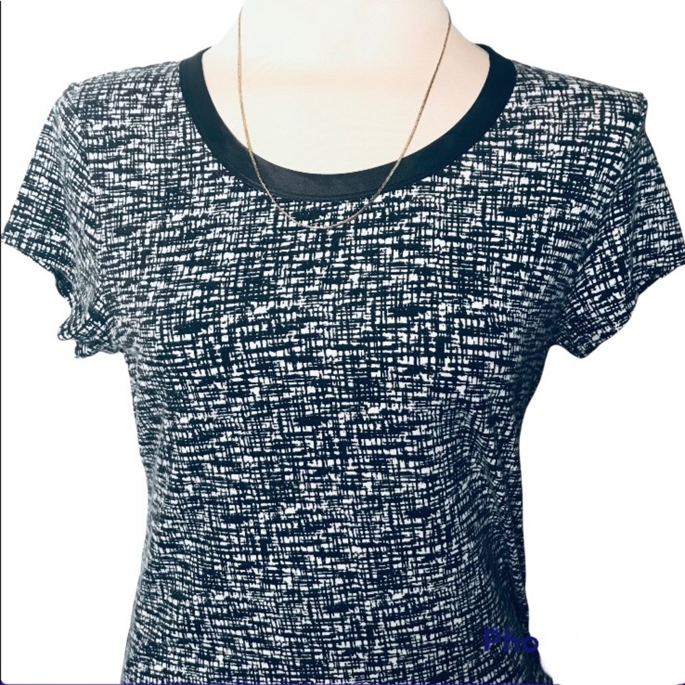 BANANA REPUBLIC satin collar abstract blouse L